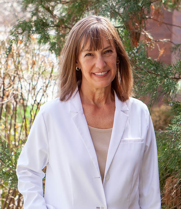 Dr. Lynn Smith